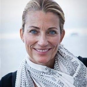 Meet your Posher, Valeria